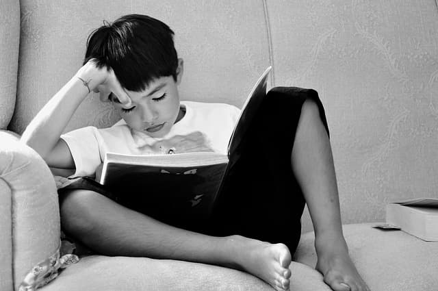 Vor(ge)lesen - Vorlesen um 4 für Kinder ab Vier