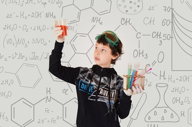 Juniorforscherclub – Kostenfreier Freizeitkurs für Kinder und Jugendliche