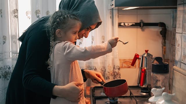 Elterngruppe "Typisch Alt-Lichtenberg?! lecker essen. laut denken